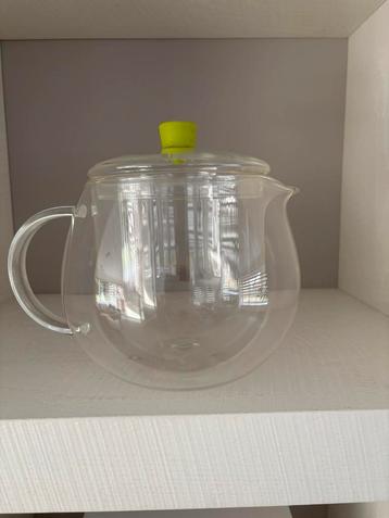 Theepot dubbelwandig beschikbaar voor biedingen