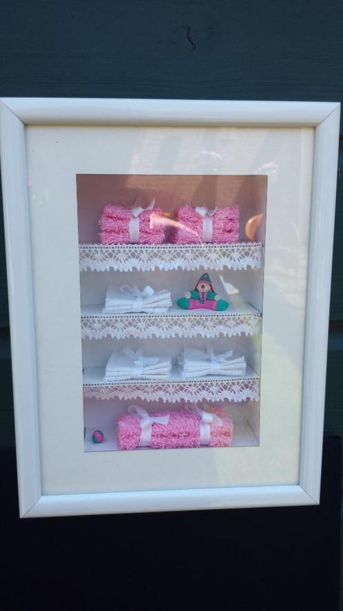 3-D Schilderijtje / Kijkdoos met Linnengoed, Roze, Kinderen en Baby's, Kinderkamer | Inrichting en Decoratie, Gebruikt, Wanddecoratie