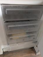 Vriezer, Vriezkast, inbouw, Witgoed en Apparatuur, Vriezers en Diepvrieskisten, Gebruikt, Minder dan 85 cm, Energieklasse A of zuiniger