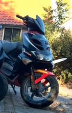 Aprillia SR50 met papieren, Fietsen en Brommers, Scooters | Piaggio, Ophalen, Gebruikt, Benzine, Overige modellen