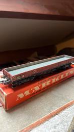 Te koop lange lagebakwagon van marklin 4514, Wisselstroom, Wagon, Ophalen of Verzenden, Zo goed als nieuw