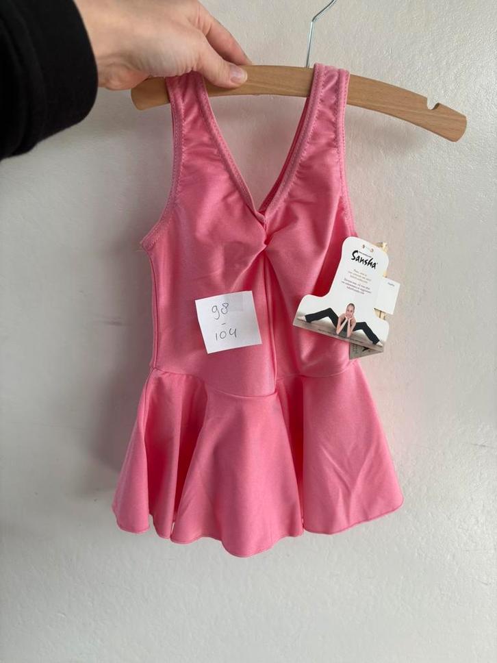 Balletpakjes kinderen maat 98-104-110-116 nieuw! Ballet dans, Sport en Fitness, Ballet, Nieuw, Kleding, Ophalen of Verzenden
