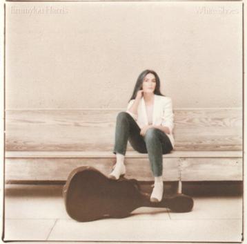 Emmylou Harris - White Shoes (CD) (minimaal krasje) beschikbaar voor biedingen