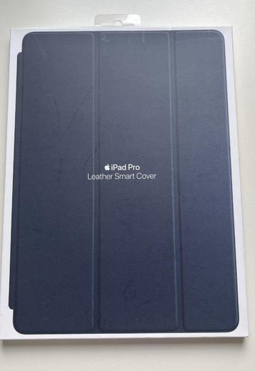 iPad Pro leather smart cover beschikbaar voor biedingen
