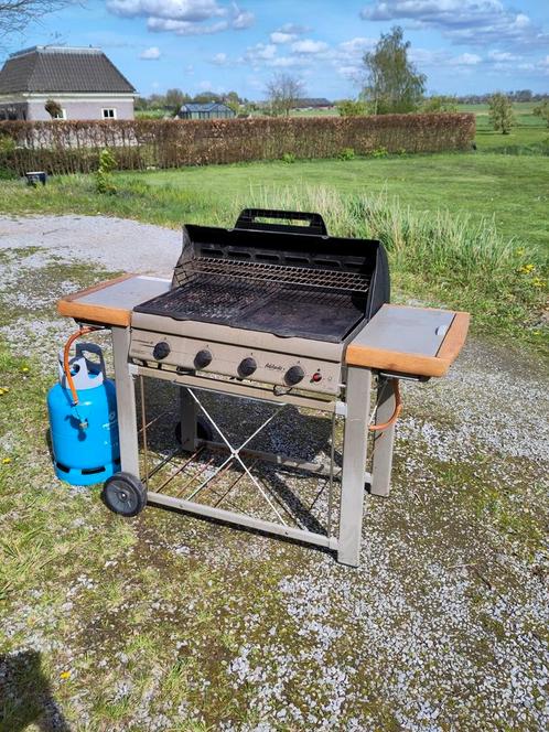 Campinggaz Adelaide 4 Classic L Delux, Tuin en Terras, Gasbarbecues, Gebruikt, Ophalen