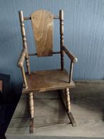 Leuke, houten schommelstoel voor een pop of beer., Gebruikt, Ophalen of Verzenden