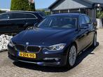 BMW 3-serie 320D Sedan High Executive Automaat 2015 NL Auto, Auto's, Automaat, Achterwielaandrijving, 4 cilinders, Blauw