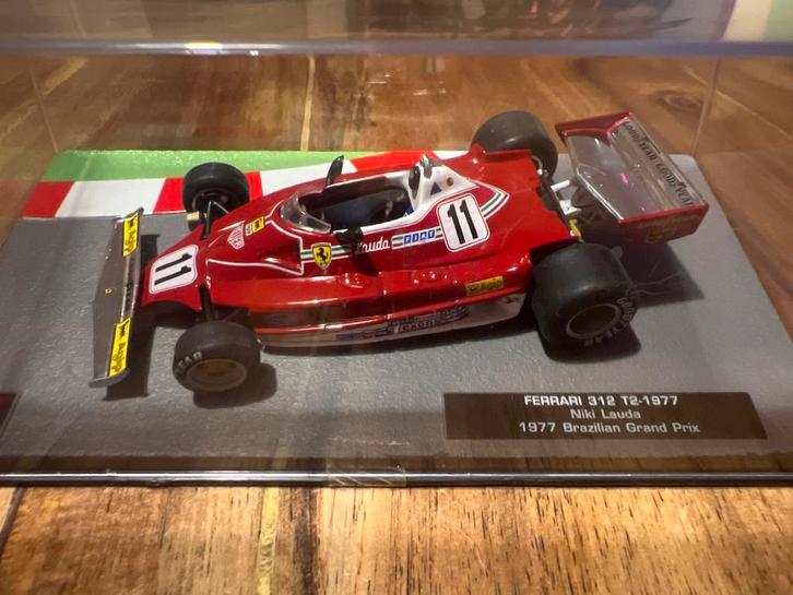 Ferrari 312 T2 Niki Lauda 1977 – schaal 1:43, Hobby en Vrije tijd, Modelauto's | 1:43, Zo goed als nieuw, Auto, Overige merken