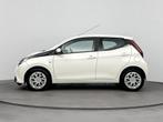 Toyota Aygo 1.0 VVT-i x-play | Parkeercamera | Bluetooth | A, Voorwielaandrijving, 12 maanden, Stof, Gebruikt