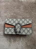 Gucci schoudertas, Sieraden, Tassen en Uiterlijk, Ophalen of Verzenden, Zo goed als nieuw, Zwart, Guess