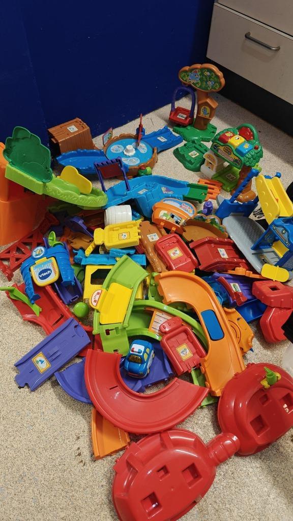 Grote set Toet Toet & Zoef Zoef banen, Kinderen en Baby's, Speelgoed | Vtech, Gebruikt, 2 tot 4 jaar, Ophalen