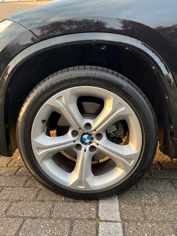 BMW X1 velgen inclusief banden beschikbaar voor biedingen