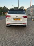 Volkswagen Tiguan 2.0 TDI 240pk 4Motion DSG 2017 Wit, Auto's, Automaat, 4 cilinders, 193 €/maand, Wit