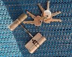 Twee deurslot cilinders  60 mm SKG 2, Ophalen of Verzenden, Gebruikt, Rvs, Slot