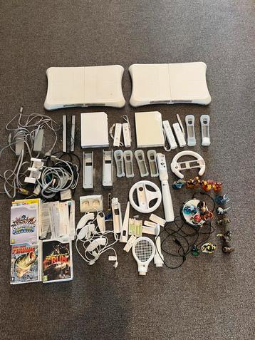 2x Nintendo Wii met veel toebehoren beschikbaar voor biedingen