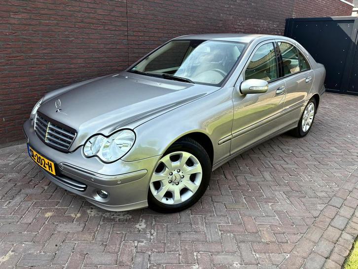 Mercedes-Benz C-klasse 230 Elegance V6 Automaat Nieuwstaat !, Auto's, Mercedes-Benz, Bedrijf, Te koop, C-Klasse, ABS, Airbags