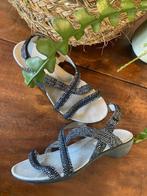 Mooie aparte zwart/witte Hush Puppies sandalen mt40 i.z.g.st, Zwart, Zo goed als nieuw, Hush Puppies, Sandalen of Muiltjes