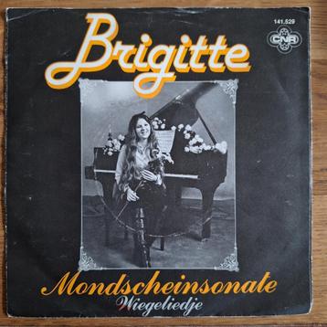 Brigitte - Mondscheinsonate (060) beschikbaar voor biedingen