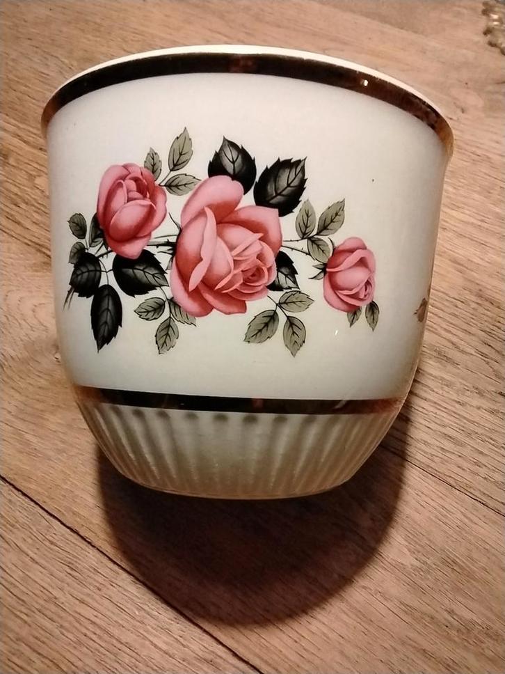 Petrus Ragout, Antiek en Kunst, Antiek | Keramiek en Aardewerk, Ophalen of Verzenden