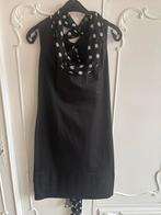 Nieuwstaat zwarte jurk Sao Paulo maat 36, Zwart, Ophalen of Verzenden, Zo goed als nieuw, Knielengte