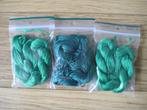3 zakjes met groen borduurgaren NIEUW, Ophalen of Verzenden, Nieuw, Handborduren, Borduurgaren of Zijde
