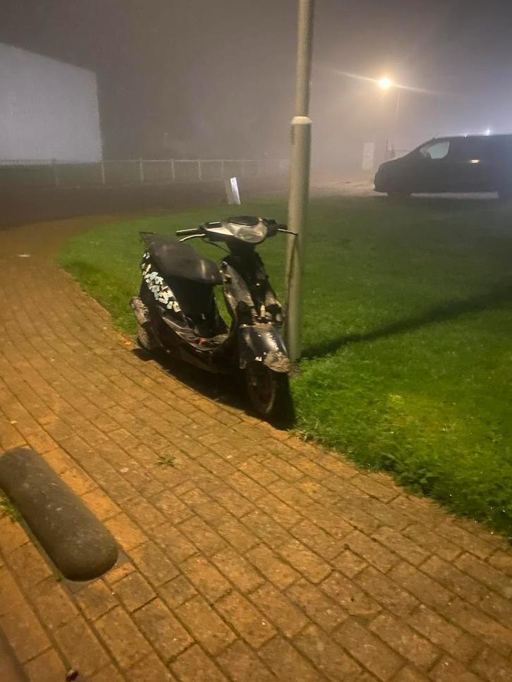 Scooter zonder kenteken, Fietsen en Brommers, Brommeronderdelen | Scooters, Gebruikt, Overige merken, Overige typen, Ophalen of Verzenden