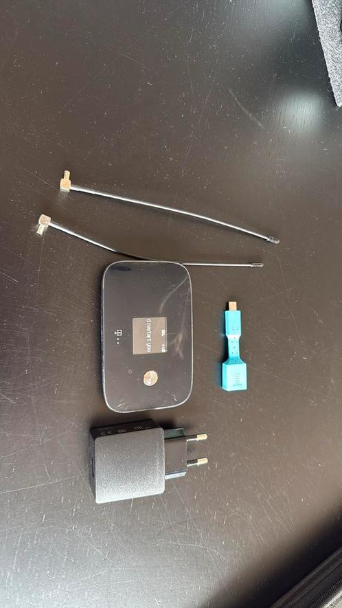 Telekom Telekom Speedbox LTE mini II (Huawei E5786s-32a), Computers en Software, Accesspoints, Zo goed als nieuw, Ophalen of Verzenden