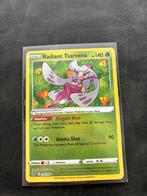 Radiant tsareena - 016/195, Hobby en Vrije tijd, Verzamelkaartspellen | Pokémon, Ophalen of Verzenden, Zo goed als nieuw, Losse kaart