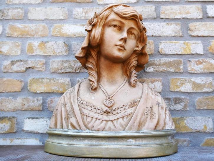 Groot terracotta borstbeeld jonge vrouw door E. Dubois, Antiek en Kunst, Curiosa en Brocante, Ophalen of Verzenden