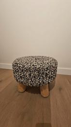 Gehaakte design poef/kruk, Minder dan 50 cm, Rond, Minder dan 50 cm, Ophalen of Verzenden