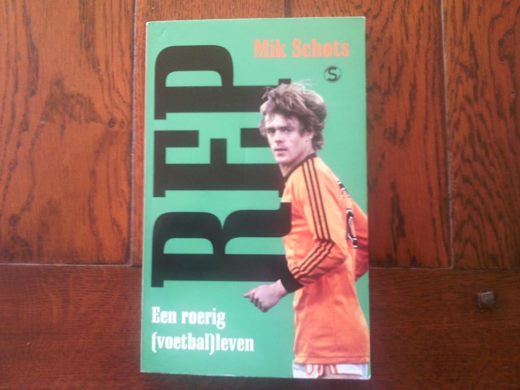 voetbalboek-Rep- Een roerig ( voetbal) leven.- Johnny Rep, Ophalen of Verzenden, Zo goed als nieuw, Balsport