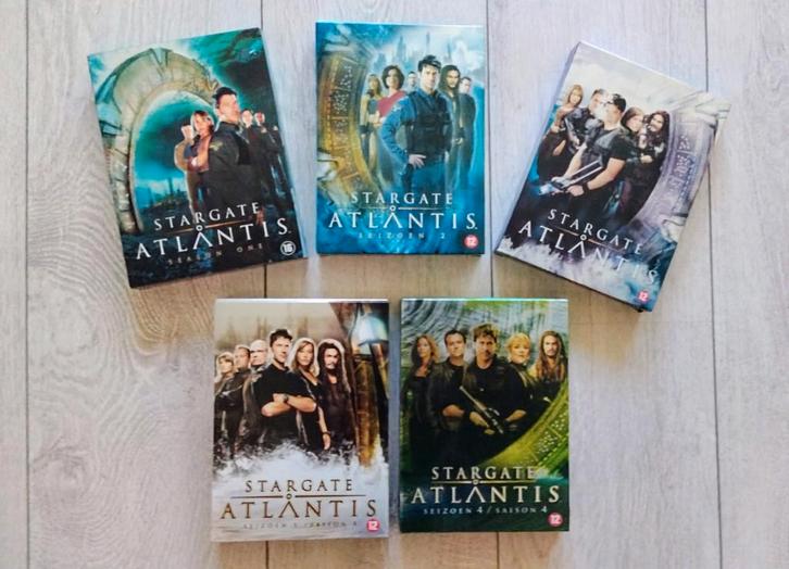Stargate Atlantis -  Complete Collection 5 Aparte Boxen DVD, Cd's en Dvd's, Dvd's | Science Fiction en Fantasy, Zo goed als nieuw