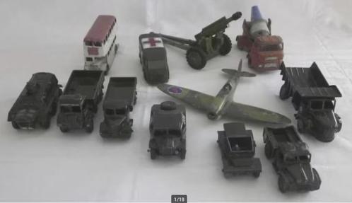 12 Originele Dinky Toys bespeeld lees beschrijving., Hobby en Vrije tijd, Modelauto's | 1:43, Gebruikt, Auto, Dinky Toys, Ophalen of Verzenden