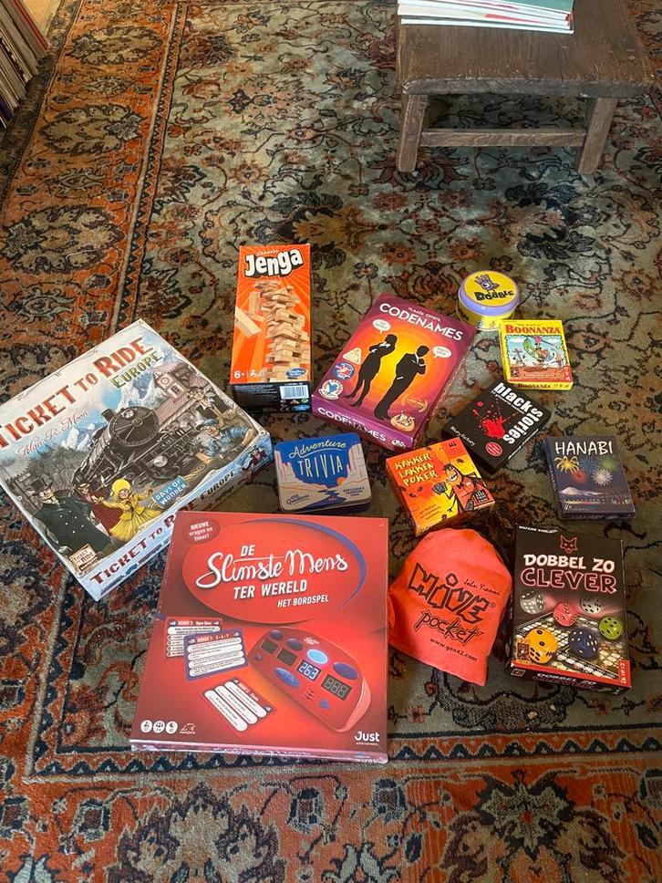 Gratis bordspellen - kado voor Sinterklaas, Hobby en Vrije tijd, Gezelschapsspellen | Bordspellen, Zo goed als nieuw, Een of twee spelers