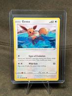 Eevee #52 052/072 (Pokemon Shining Fates), Hobby en Vrije tijd, Verzamelkaartspellen | Pokémon, Ophalen of Verzenden, Zo goed als nieuw