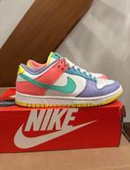 Zomer sneaker W Nike dunk low SE “Easter”, Nike, Ophalen of Verzenden, Zo goed als nieuw, Sneakers of Gympen