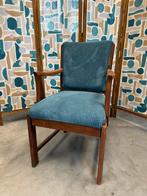 Houten stoel met blauwe ribstof bekleding, Huis en Inrichting, Stoelen, Blauw, Ophalen of Verzenden, Zo goed als nieuw, Eén