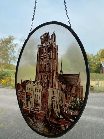 Glas in lood met afbeelding Grote Kerk Dordrecht beschikbaar voor biedingen