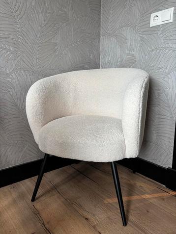Teddy Stoel - Knusse fauteuil beschikbaar voor biedingen