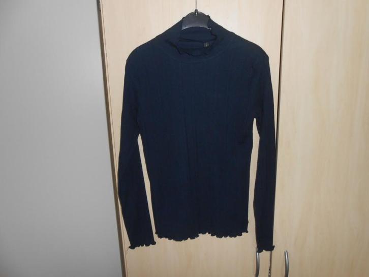 Nieuwe donkerblauwe coltrui maat 146/152 van Levv, Kinderen en Baby's, Kinderkleding | Maat 146, Nieuw, Meisje, Trui of Vest, Ophalen of Verzenden