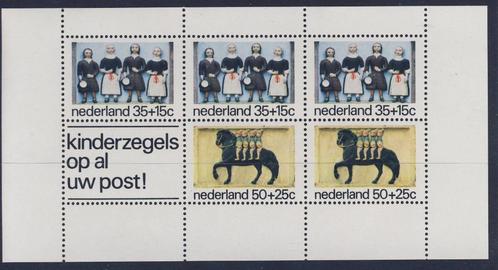 Nederland, Postfris Blok Kinderzegels 1975 NVPH 1083, Postzegels en Munten, Postzegels | Nederland, Postfris, Na 1940, Verzenden