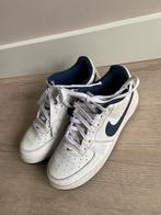 Nike sneajers mt 38,5 blauw/wit, Sport en Fitness, Tennis, Nike, L00, Schoenen, Ophalen of Verzenden