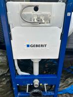 Inbouwtoilet met broyeur - Zo goed als nieuw!, Ophalen of Verzenden, Zo goed als nieuw, Toilet