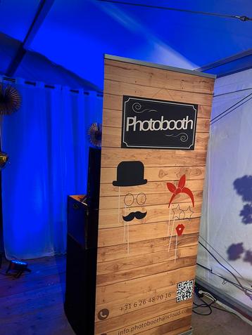  Huur een Vintage Photobooth voor jouw Feest!    beschikbaar voor biedingen