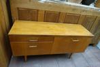 Vintage klepkast/tv meubel /klein dressoir, Ophalen