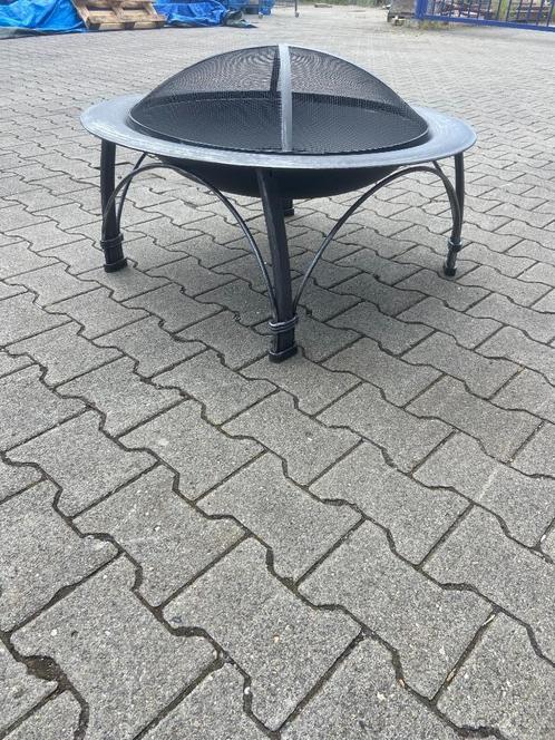 Vuurkorven- Relaxdays - In Verpakking - B kwaliteit, Tuin en Terras, Vuurkorven, Zo goed als nieuw, Vuurkorf, Ophalen