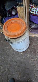 Voerton, Ophalen of Verzenden, Zo goed als nieuw