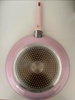 Roze koekenpan 30 doorsnee. Geschikt voor alle warmtebronne, Ophalen of Verzenden, Zo goed als nieuw, Overige materialen, Koekenpan of Braadpan