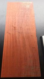 Padouk blok nr 9.  58 x 23 x 6,5 cm, Ophalen of Verzenden