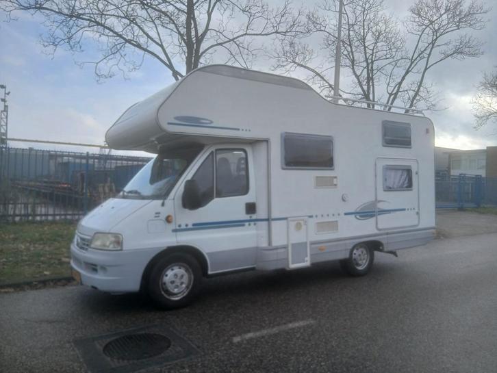 Fiat ducato fam camper 6 pers met stapelbed, Caravans en Kamperen, Campers, Particulier, Half-integraal, Ophalen